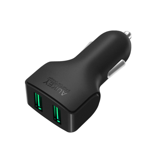 شاحن سيارة AUKEY مزدوج المنافذ باللون الأسود - شحن سريع أثناء القيادة